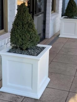 Fairfield Self-Watering Square Planter, 20” X 20” -Green Haven Shop 39 618 213V tif