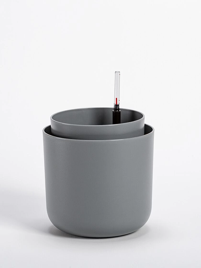 Tolita Recycled Self-Watering Flower Pot, 8" Diameter 3 Tolita Recycled Self-Watering Flower Pot, 8" Diameter - Image 3