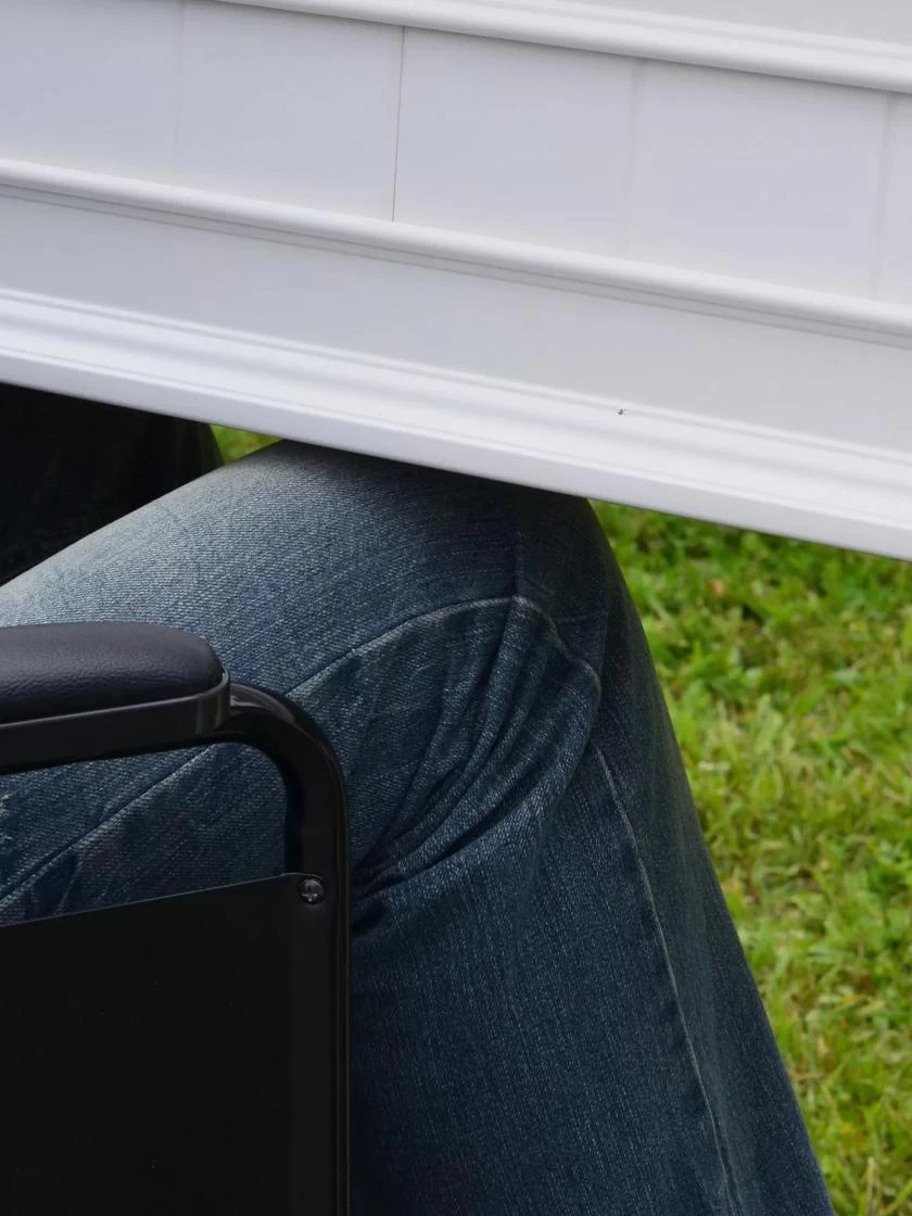 Liberty Accessible Vinyl Elevated Raised Garden 3 Liberty Accessible Vinyl Elevated Raised Garden - Image 3