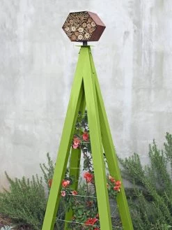 Bee Bungalow + Akoris Garden Tuteur Jr. 13 Bee Bungalow + Akoris Garden Tuteur Jr. -Green Haven Shop 8600532 05v bee bungalow akoris garden tuteur leaf green