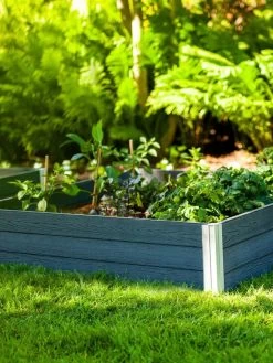 Vita Urbana Garden Bed, 4’x4’x11”