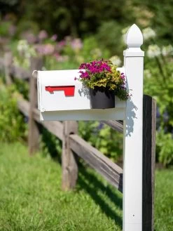 Mailbox Planter -Green Haven Shop 8611026 014 tif