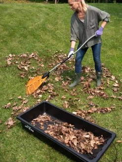 Gardener's Summer Sled And Cover -Green Haven Shop 8611047 025 tif 1