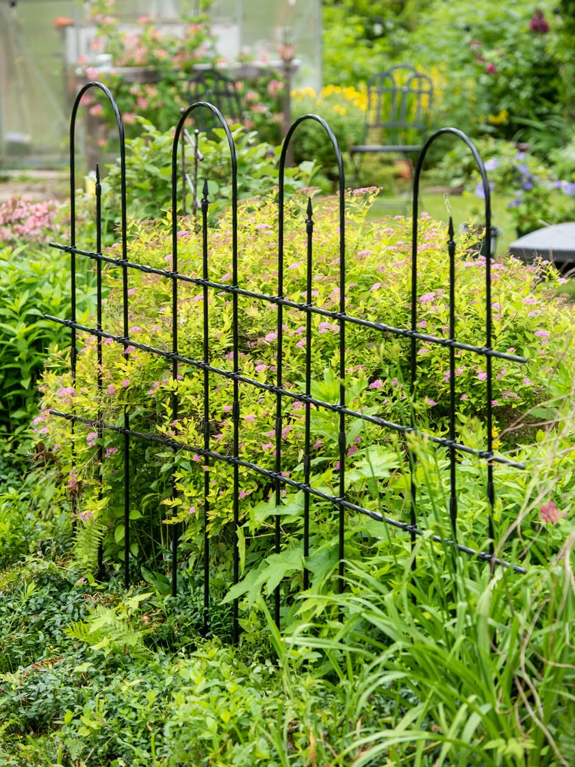 Carlisle Garden Border Panel 3 Carlisle Garden Border Panel - Image 3