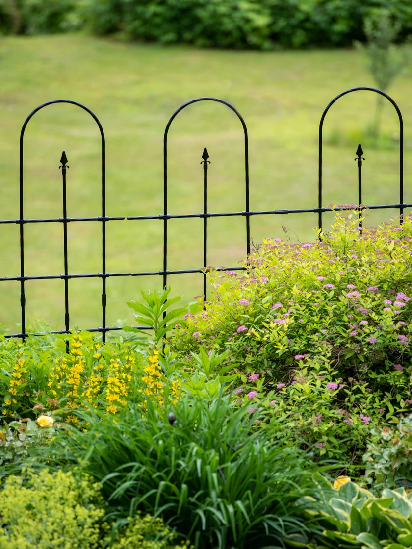 Carlisle Garden Border Panel 2 Carlisle Garden Border Panel - Image 2