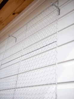 Chicken Wire Wall Trellis -Green Haven Shop 8612717 0108