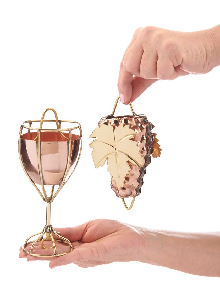 Wine Bottle, Grapes & Glasses Copper Rain Chain, 9.5' 2 Wine Bottle, Grapes & Glasses Copper Rain Chain, 9.5' - Image 2